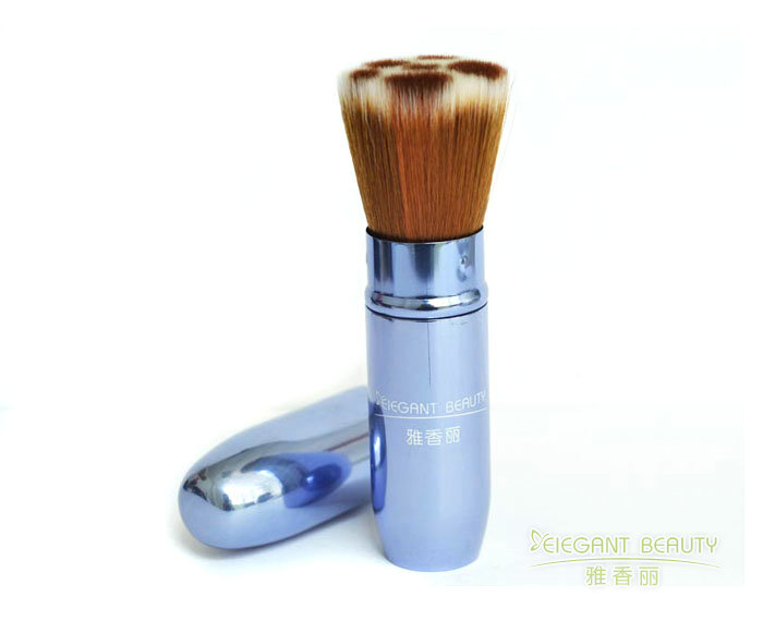 如何判斷一支化妝刷的材質(zhì)是否適合敏感肌膚使用？